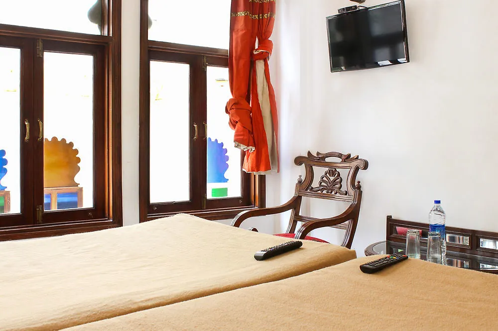 Fabhotel Devraj Lakeview Udaipur