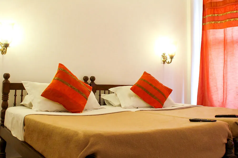 Fabhotel Devraj Lakeview Udaipur India