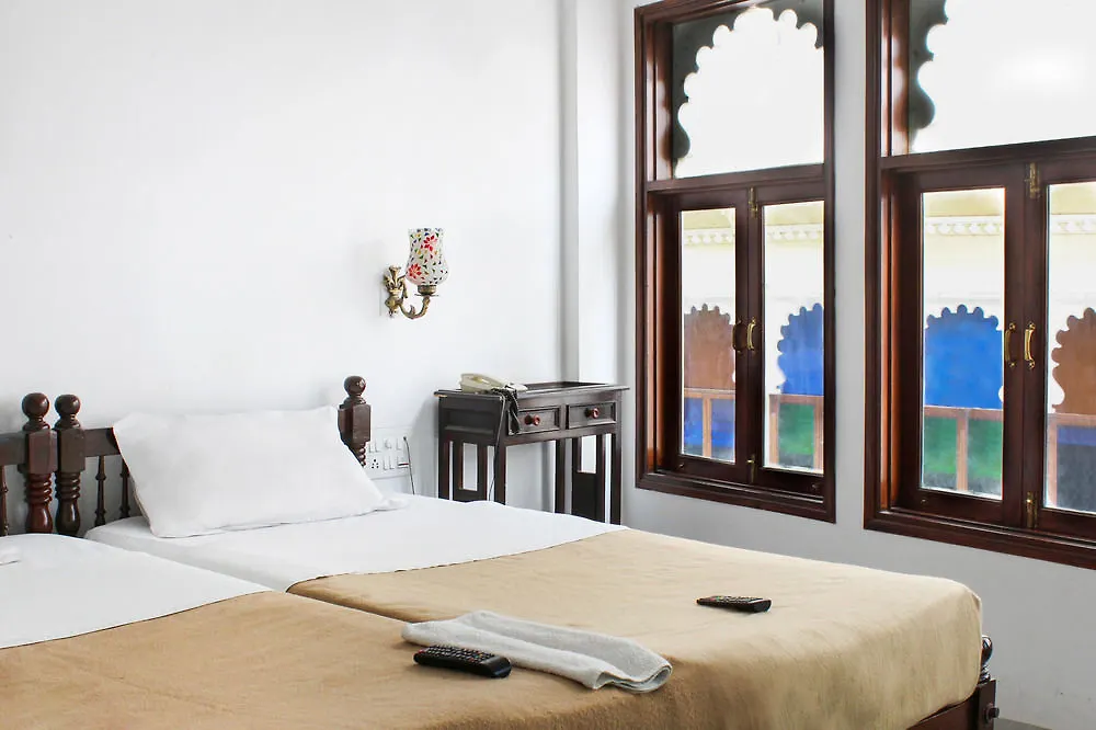 Fabhotel Devraj Lakeview Udaipur Hotel